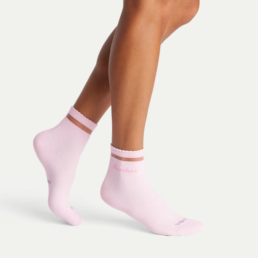 Women's UltraLite Sport Sheer Stripe Quarter Socks